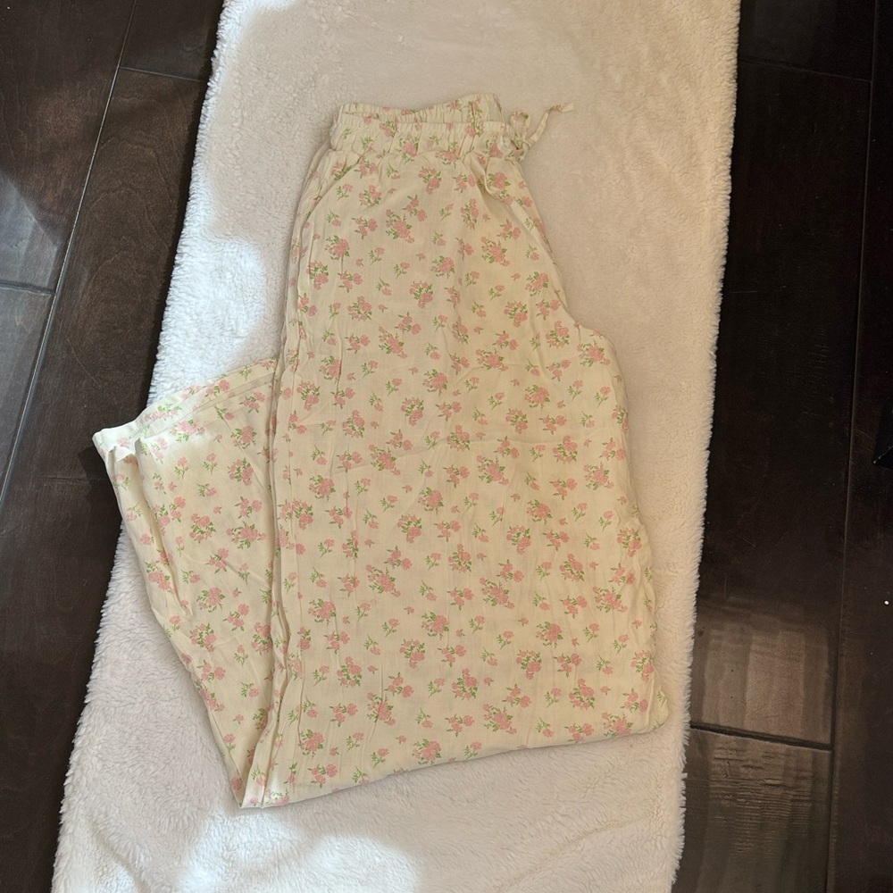 NWT Dippin' Daisy's Pink Floral Lounge Pants Size M - Picture 2 of 13